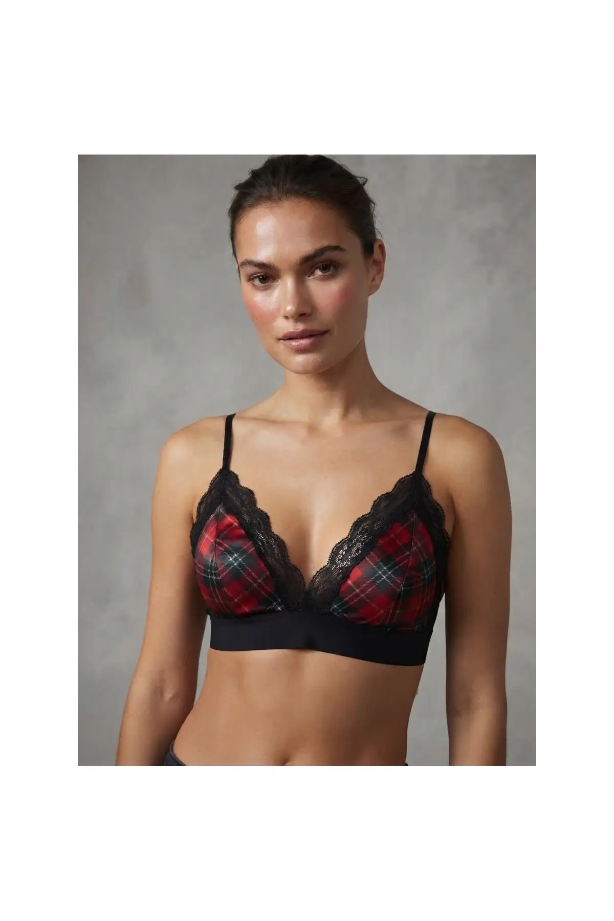 Dantel Detaylı Saten Kapsız Pedsiz Balensiz Bralet