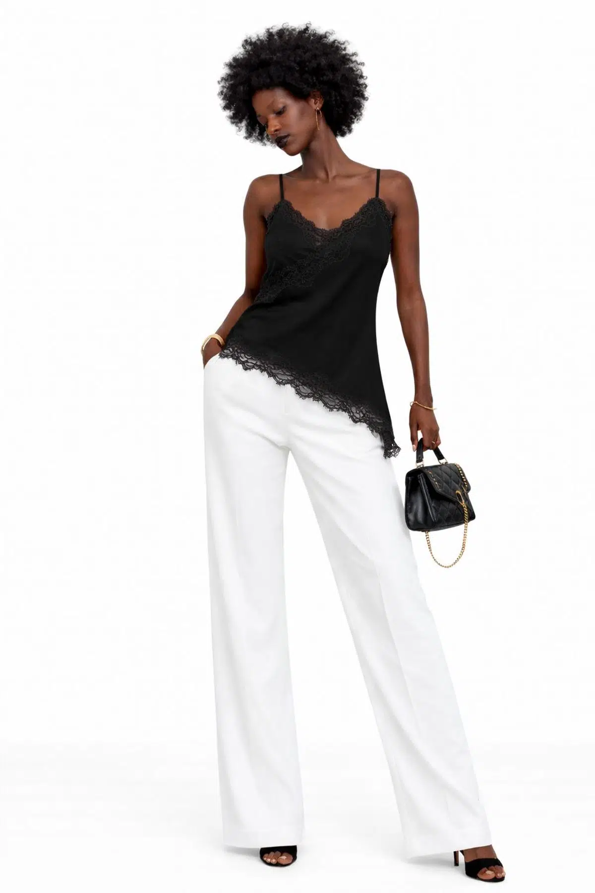 Asimetrik dantel detaylı bluz - SİYAH